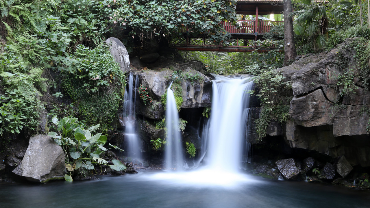 Vuelos baratos de Tijuana a Uruapan a partir de 64 €
