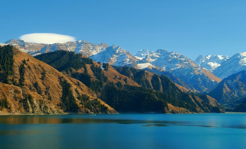 Cheap car rentals in Ürümqi, China