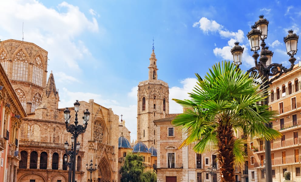 Cheap flights from New Orleans, LA to Valencia, Spain