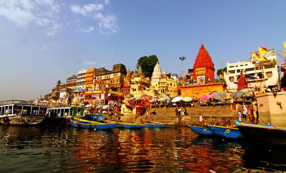 Cheap car rentals in Varanasi, India