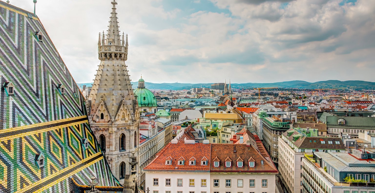 Cheap flights from Cancún to Vienna from $426