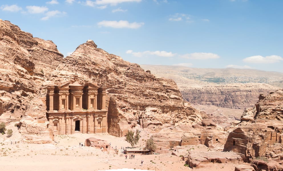 رحلات طيران رخيصة من أسيوط, مصر إلى وادي الدواسر, المملكة العربية السعودية