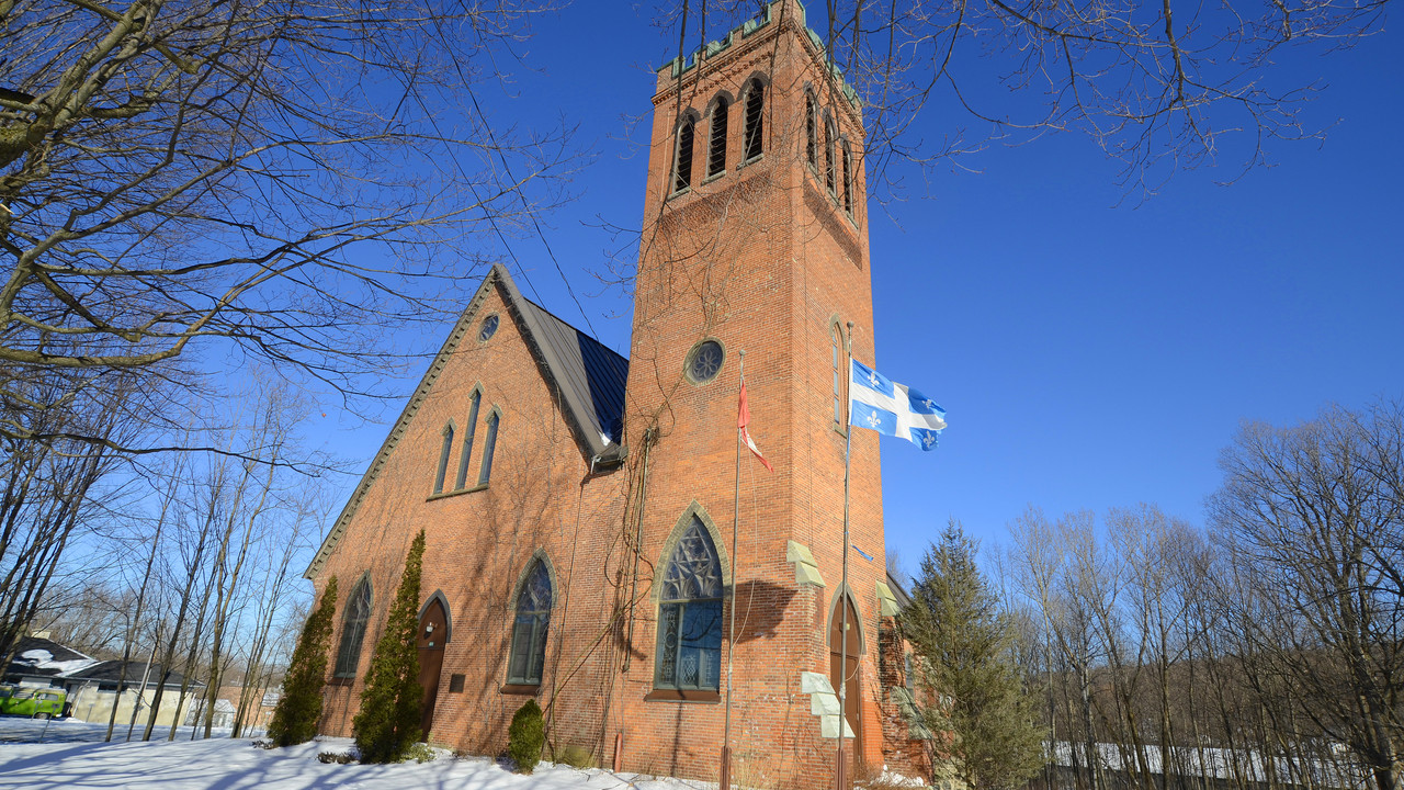 Finn billige flyreiser to Waterloo