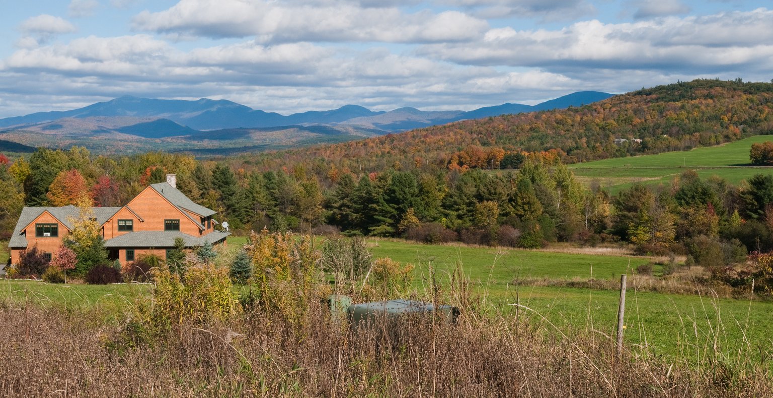 Cheap flights from Houston to Williston from $158