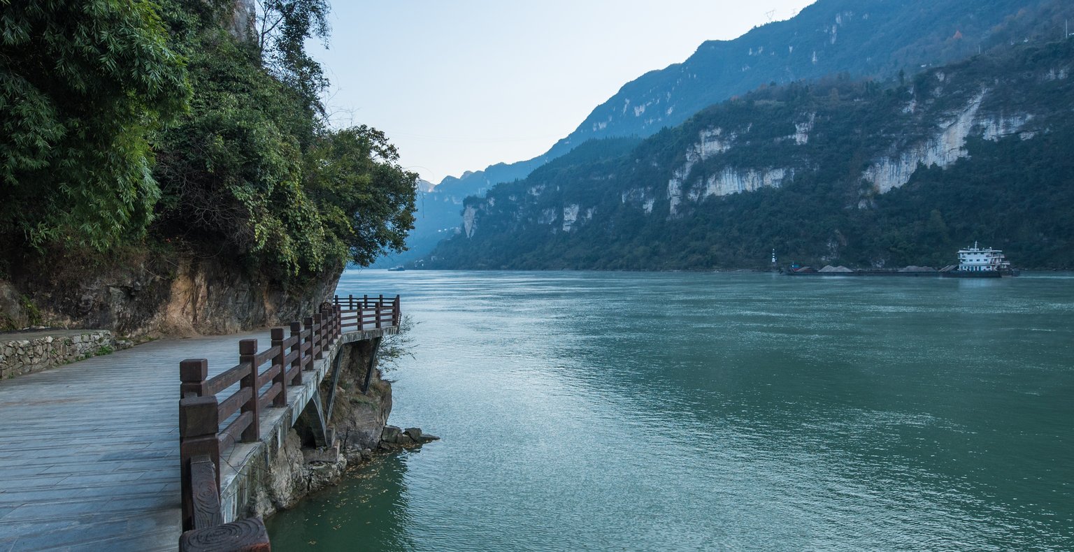 Cheap flights from Xi’an to Yichang from £135