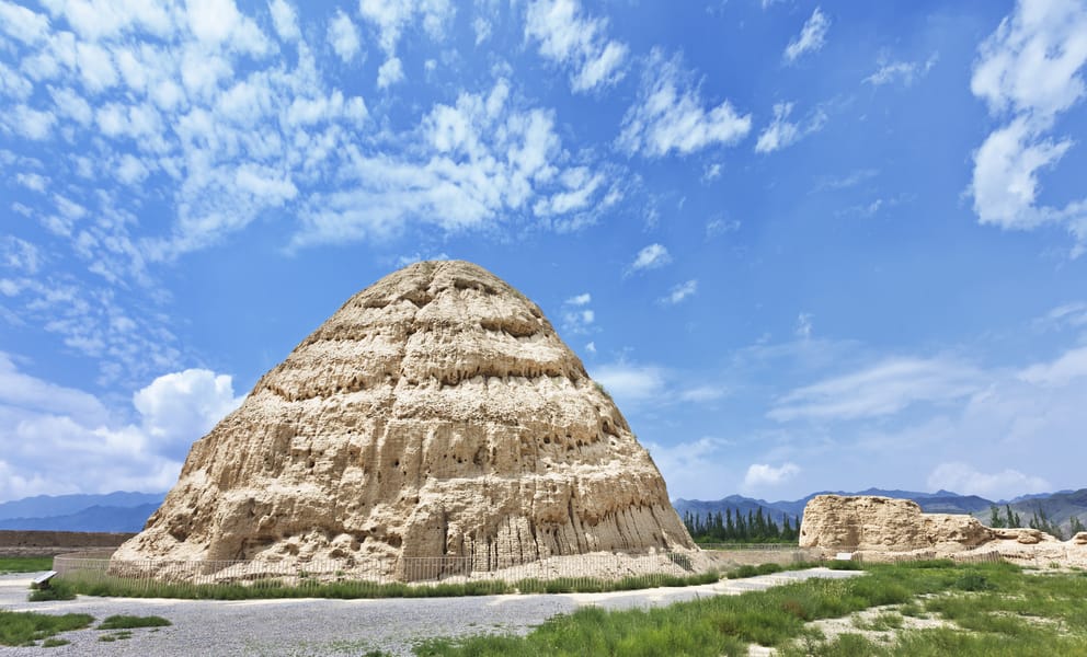 Cheap car rentals in Yinchuan, China